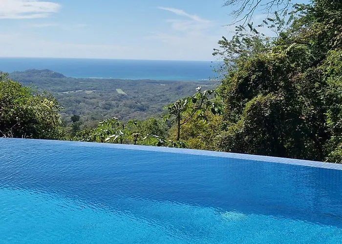 Vista Mar Y Monos